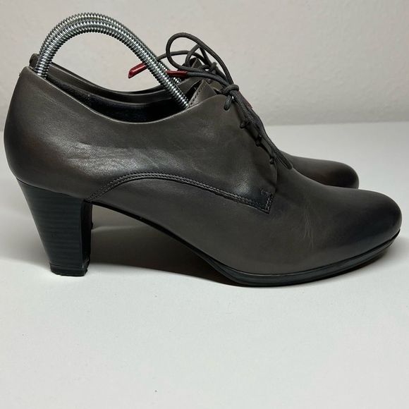 TAMARIS Gray Leather Chunky Heeled Shoes Lace Up Size 8/8.5 US - Picture 1 of 14